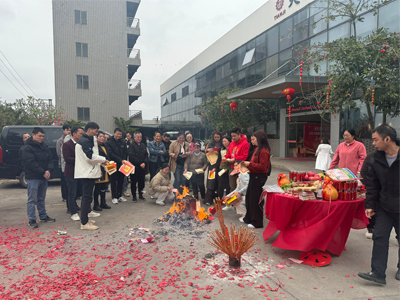 正月初十臺靈機(jī)電開工大吉，龍騰虎躍啟新程！