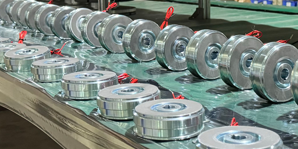 工業(yè)機械手選電磁制動器有哪些優(yōu)勢？