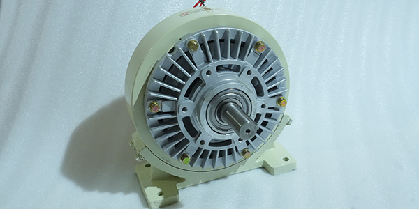 磁粉離合器在分切機(jī)行業(yè)的七大作用盤(pán)點(diǎn)